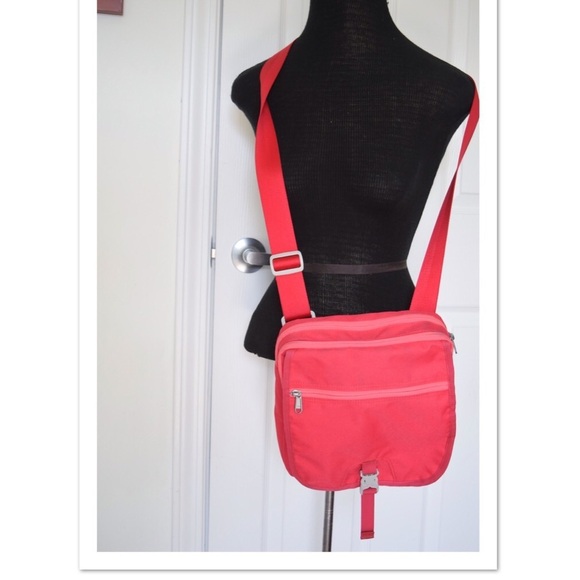 Eddie Bauer cross body bag - Picture 1 of 8